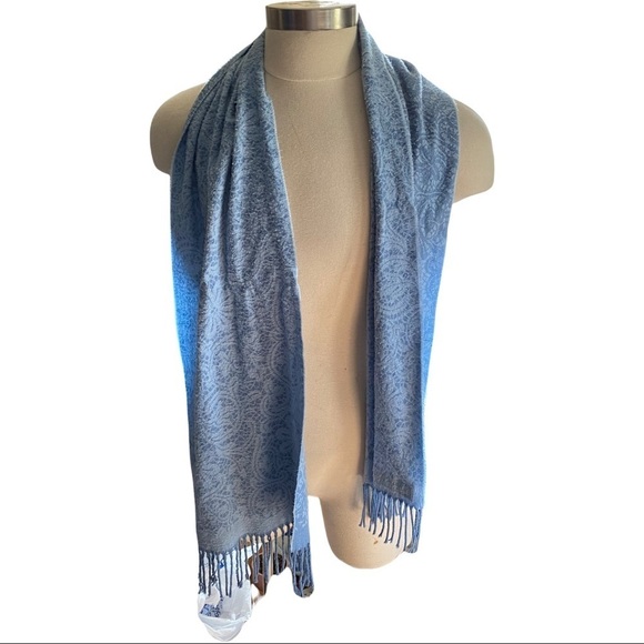 Cashmink V. Fraas Powder Blue Floral Print Scarf Wrap Blue Frilly Fringe 65x11 - Picture 1 of 5